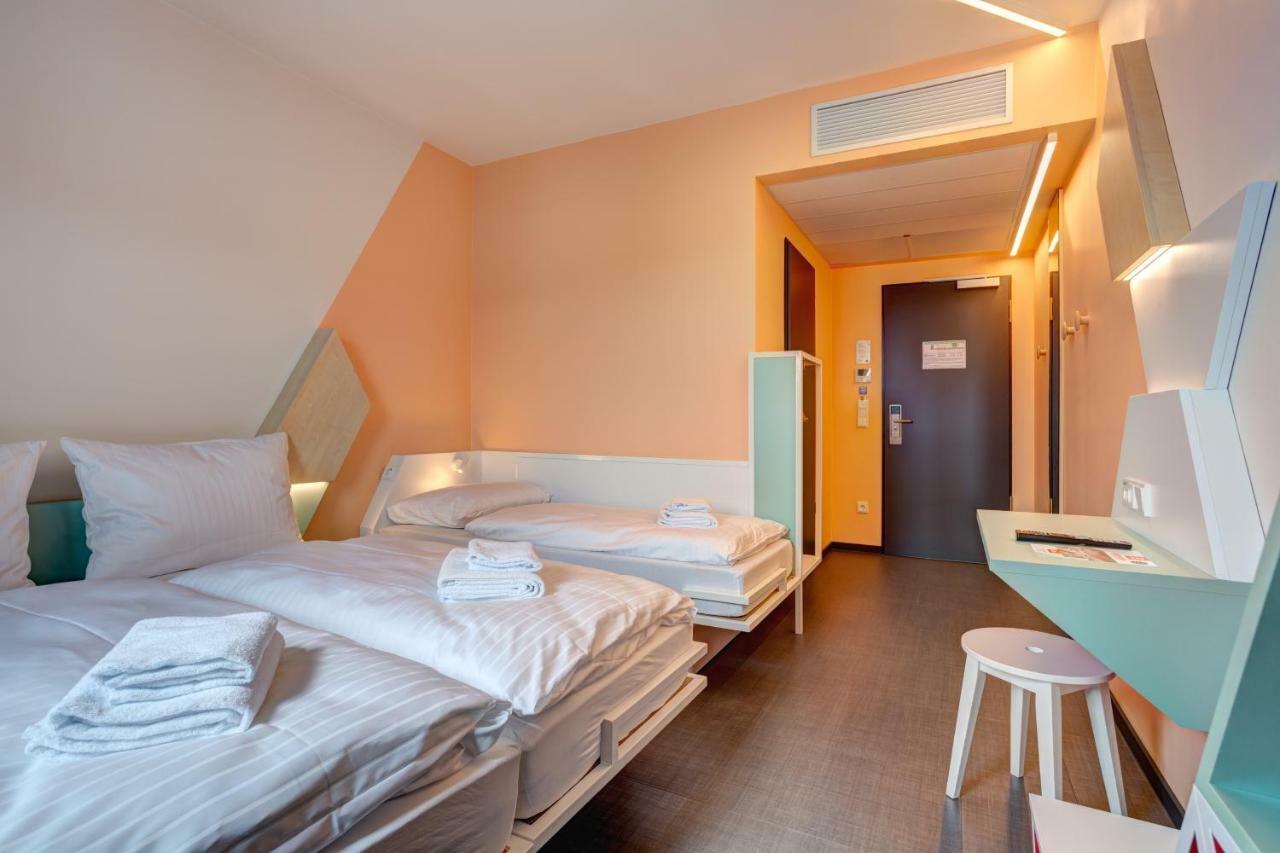 Meininger Hotel Heidelberg Hauptbahnhof Εξωτερικό φωτογραφία